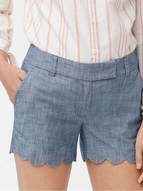 LOFT Scalloped Hem Chambray Shorts Size 4 Blue Linen Cotton Blend 4” Coastal